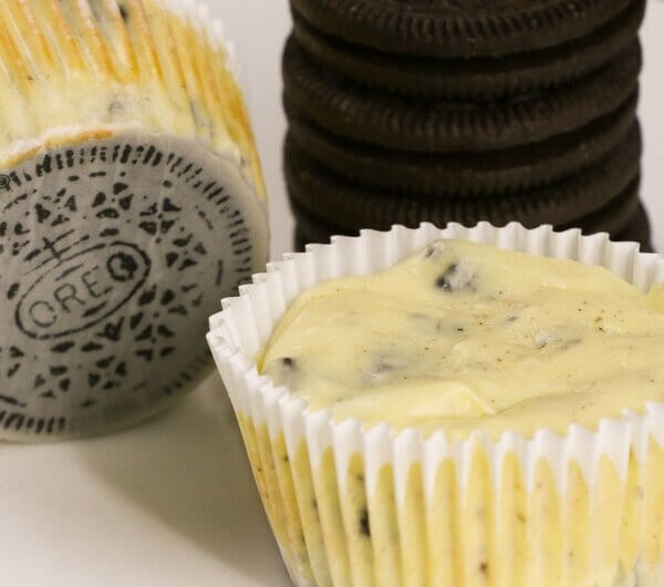 Oreo Cheesecake Cupcakes